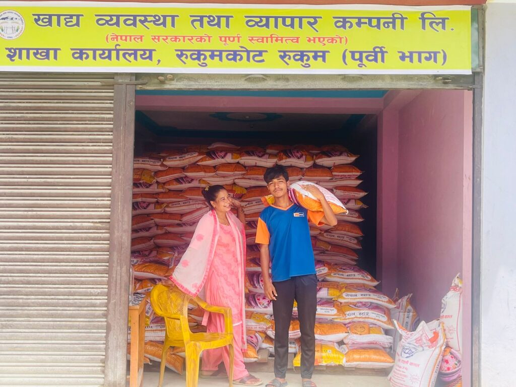 रुकुम पूर्वमा गत आर्थिक बर्षमा १८ सय २२ क्विन्टल खाद्यको चामल बिक्रि